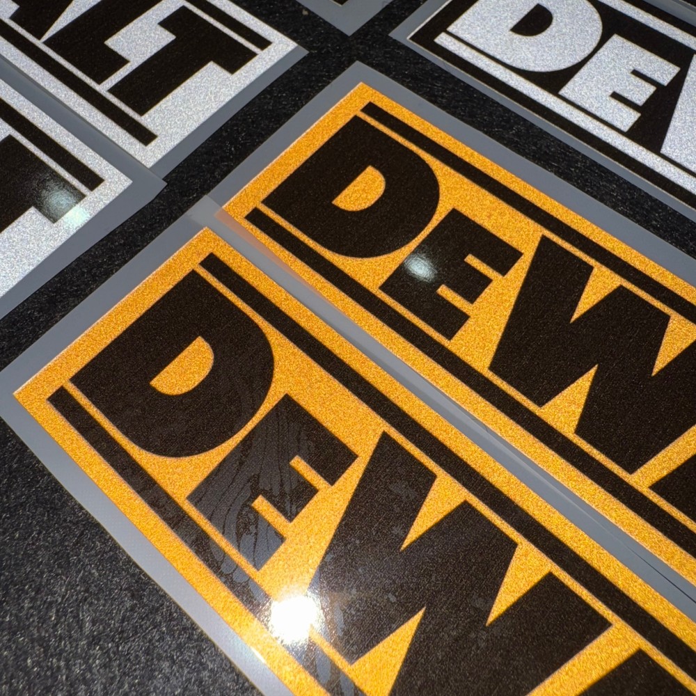 Reflective DEWALT Logo Sticker - مراجعة Power Tools Logo وسعره